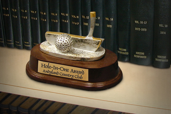 Plaques & trophy plates